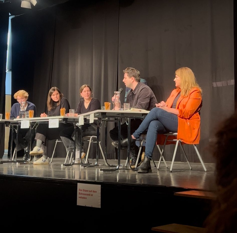 Podiumsdiskussion zur Bundestagswahl: Wo Worte fliegen und Meinungen krachen